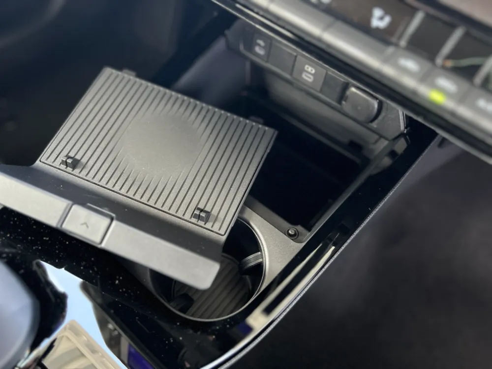 2023 toyota prius hybrid xle black 22